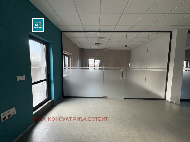 Дава под наем ОФИС, гр. Пловдив, Център, снимка 2 - Офиси - 53421974