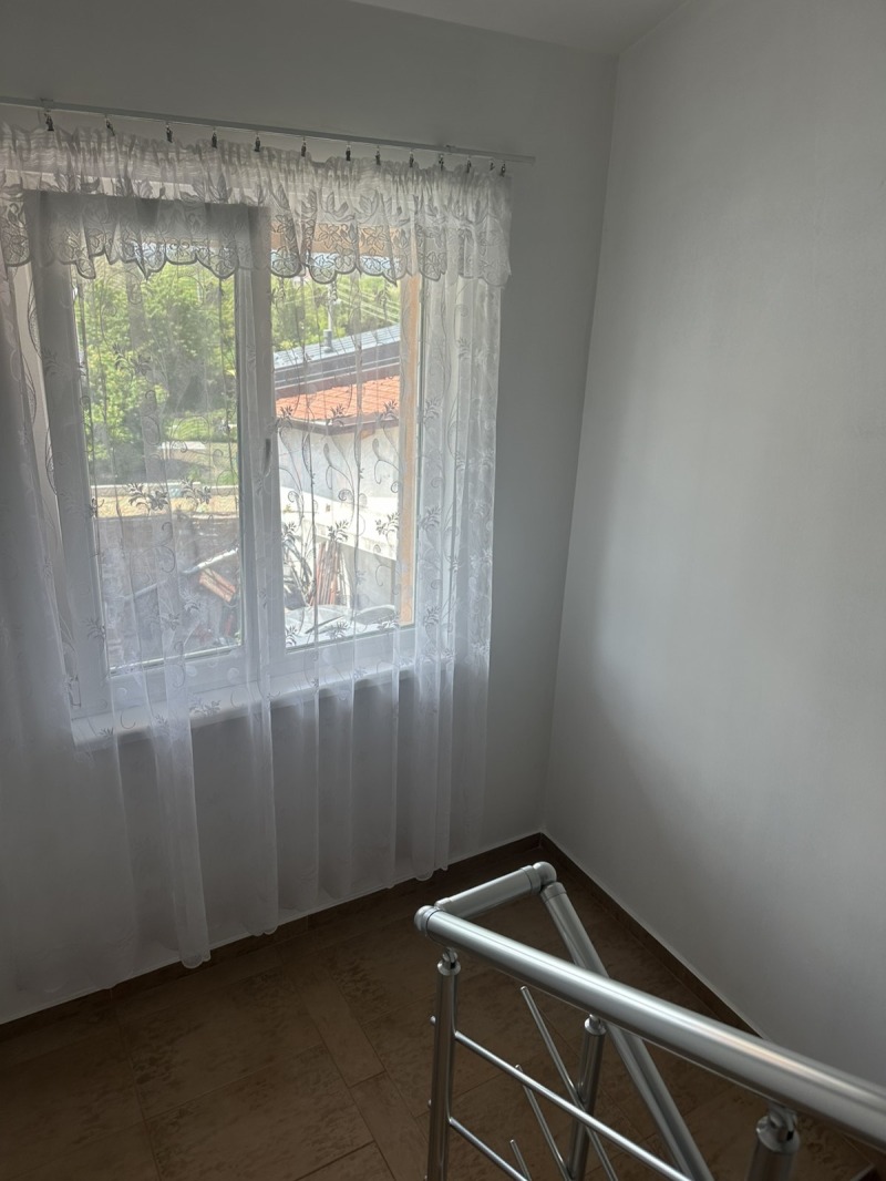 Kiadó  Ház emelete Sofia , Kubratovo , 80 négyzetméter | 43797367 - kép [9]