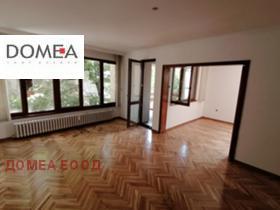 3+ slaapkamer Izgrev, Sofia