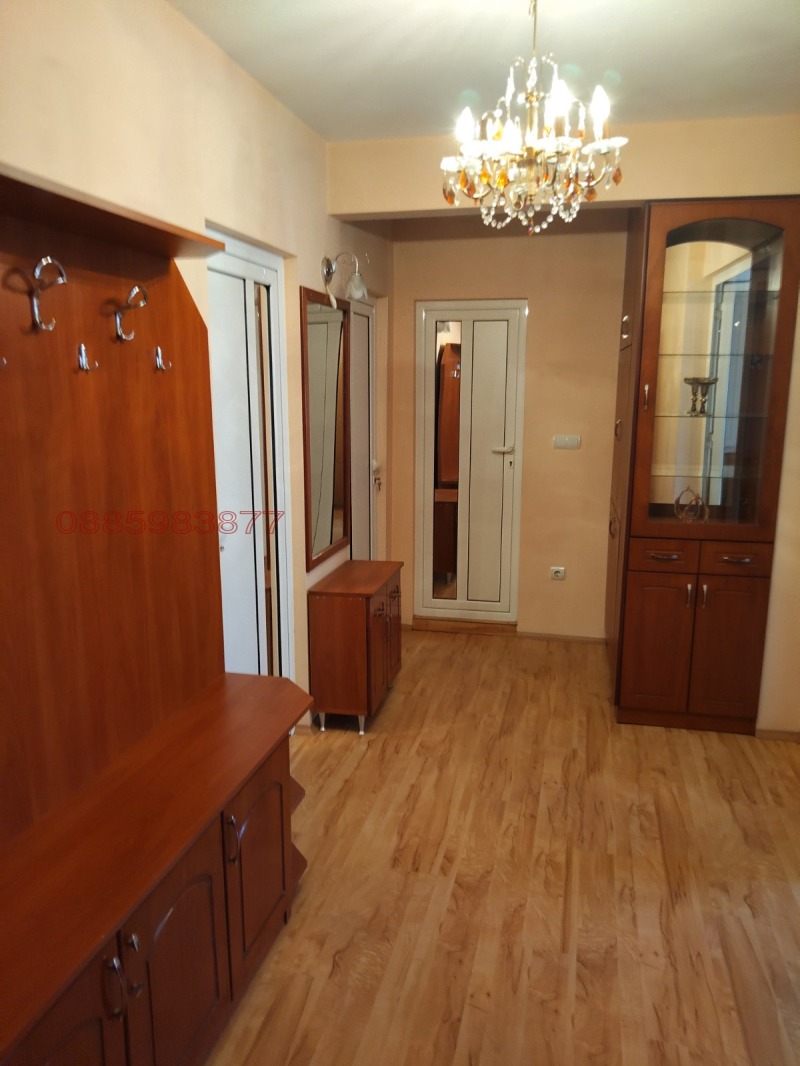 Дава под наем  3-стаен град Хасково , Център , 90 кв.м | 17543317 - изображение [4]