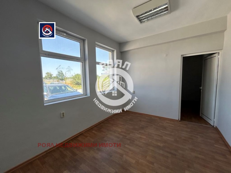 Vuokrattavana  Varastointi Plovdiv , Industrialna zona - Sever , 706 neliömetriä | 44902676 - kuva [4]