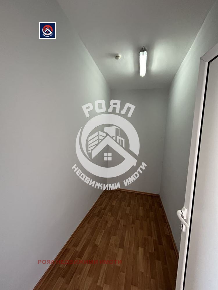 K pronájmu  Úložný prostor Plovdiv , Industrialna zona - Sever , 706 m2 | 44902676 - obraz [7]