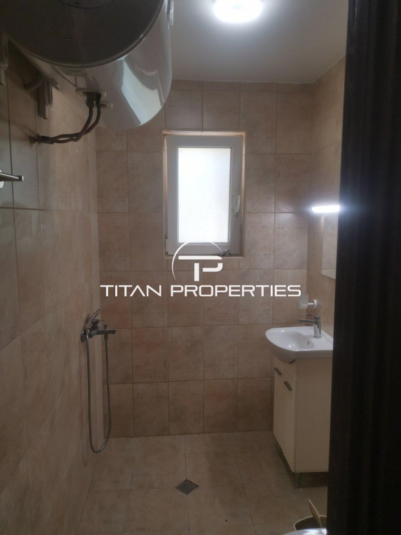 En renta  1 dormitorio Plovdiv , Ostromila , 70 metros cuadrados | 99436709 - imagen [7]