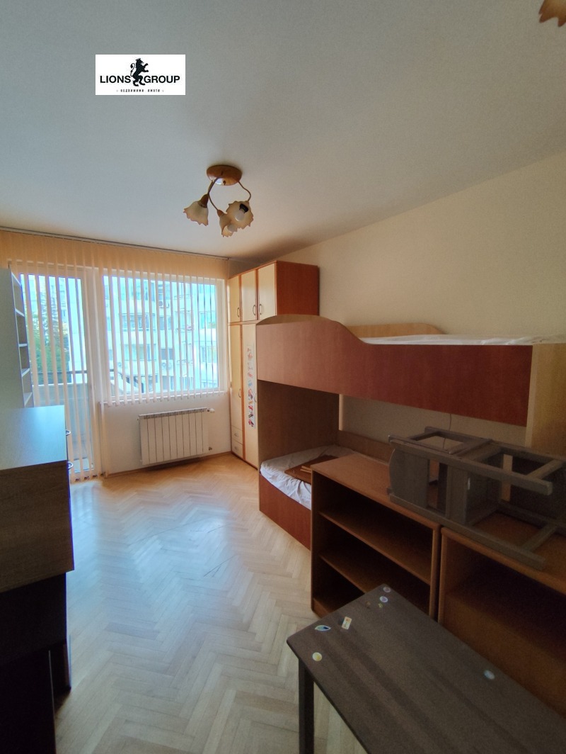 Издаје се  2 спаваће собе Софија , Стрелбиште , 90 м2 | 68162816 - слика [5]