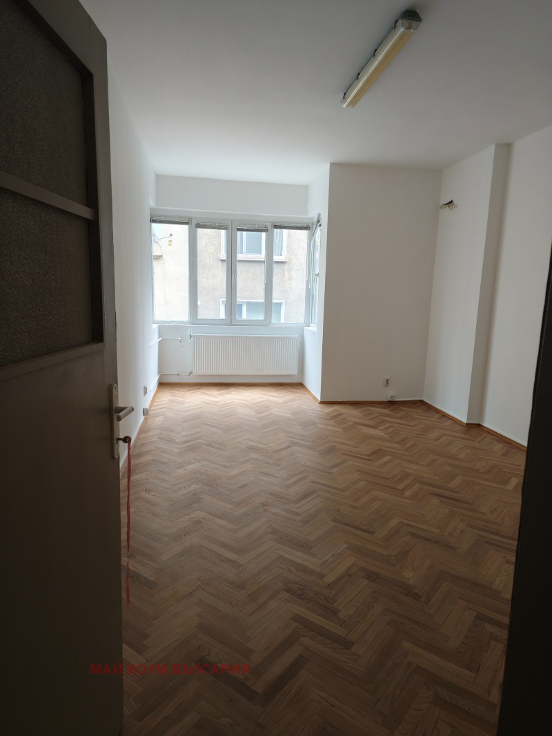 Дава под наем  Офис град София , Център , 125 кв.м | 73851667 - изображение [8]