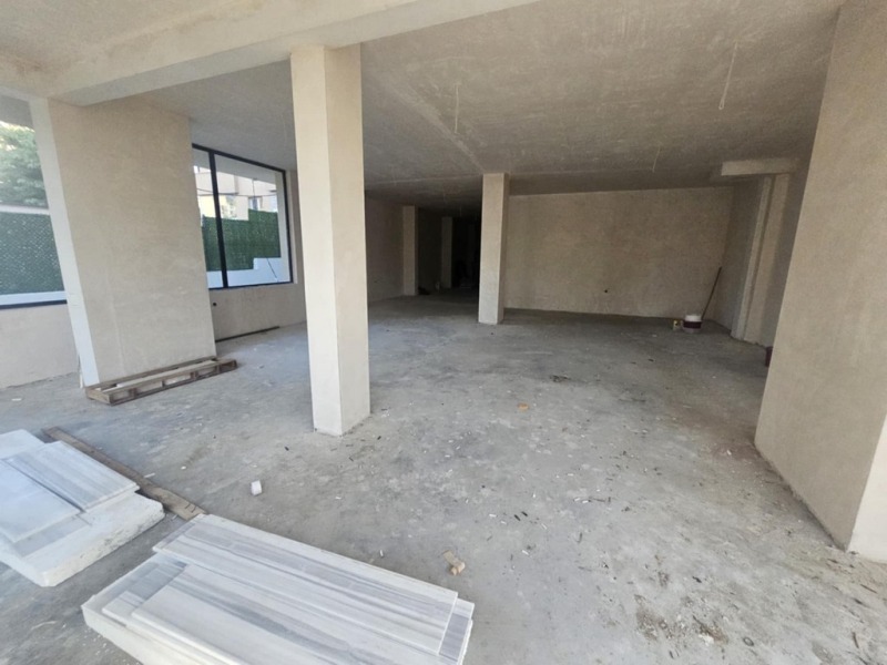 Дава под наем  Магазин град Кърджали , Веселчане , 440 кв.м | 11818331