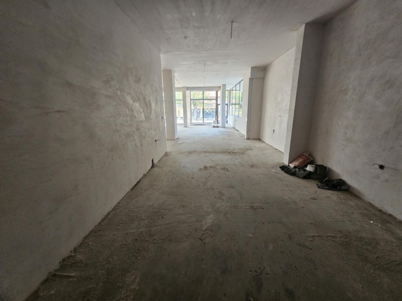 Дава под наем  Магазин град Кърджали , Веселчане , 440 кв.м | 11818331 - изображение [5]