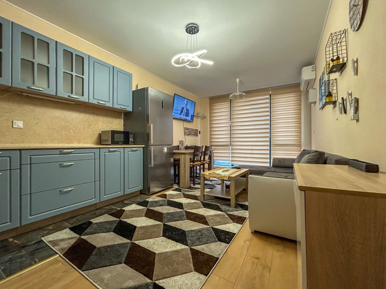 Дава под наем 2-СТАЕН, гр. София, Манастирски ливади, снимка 2 - Апартаменти - 53969327