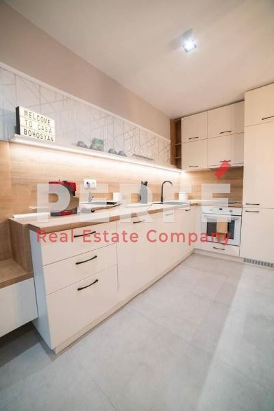 K pronájmu  1 ložnice Burgas , Vazraždane , 65 m2 | 90686458 - obraz [4]