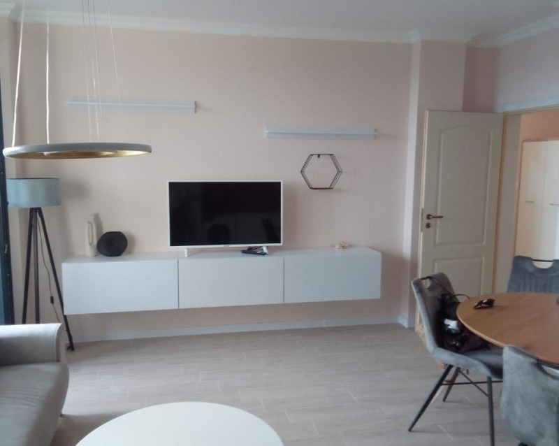 For Rent  1 bedroom Plovdiv , Tsentar , 76 sq.m | 70206748 - image [2]