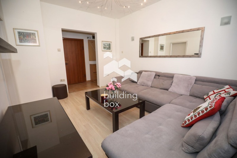 Дава под наем 3-СТАЕН, гр. София, Център, снимка 2 - Апартаменти - 52546042