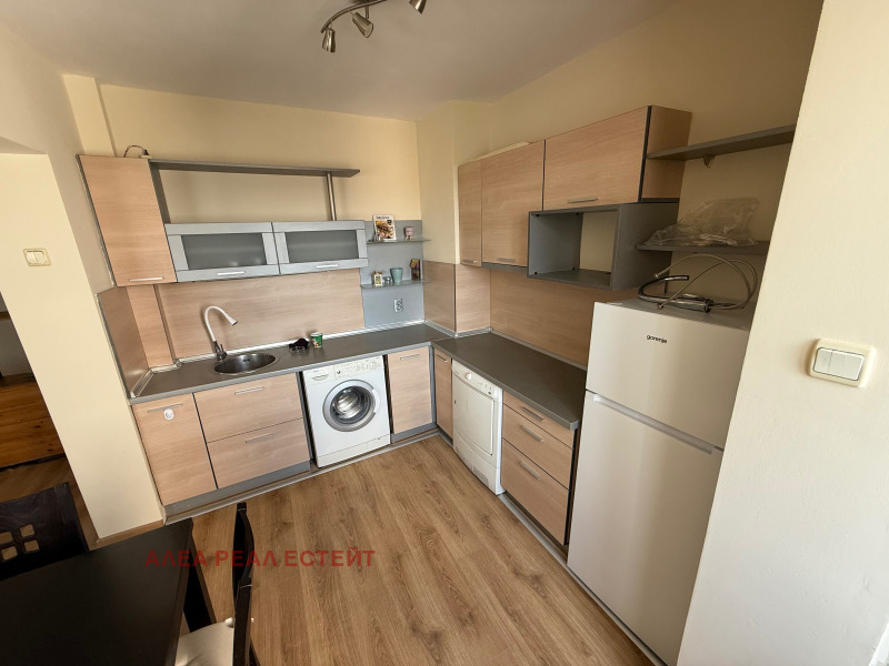 Издаје се  2 спаваће собе Софија , Обориште , 86 м2 | 44129295 - слика [3]