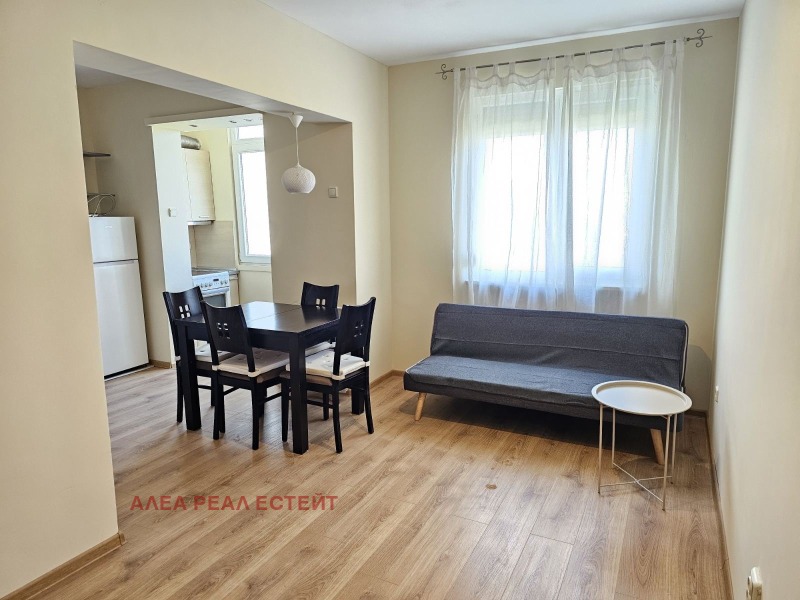 Дава под нем  3-стаен, град София, Оборище •  800 € • ID 71319773 — holmes.bg - [1] 