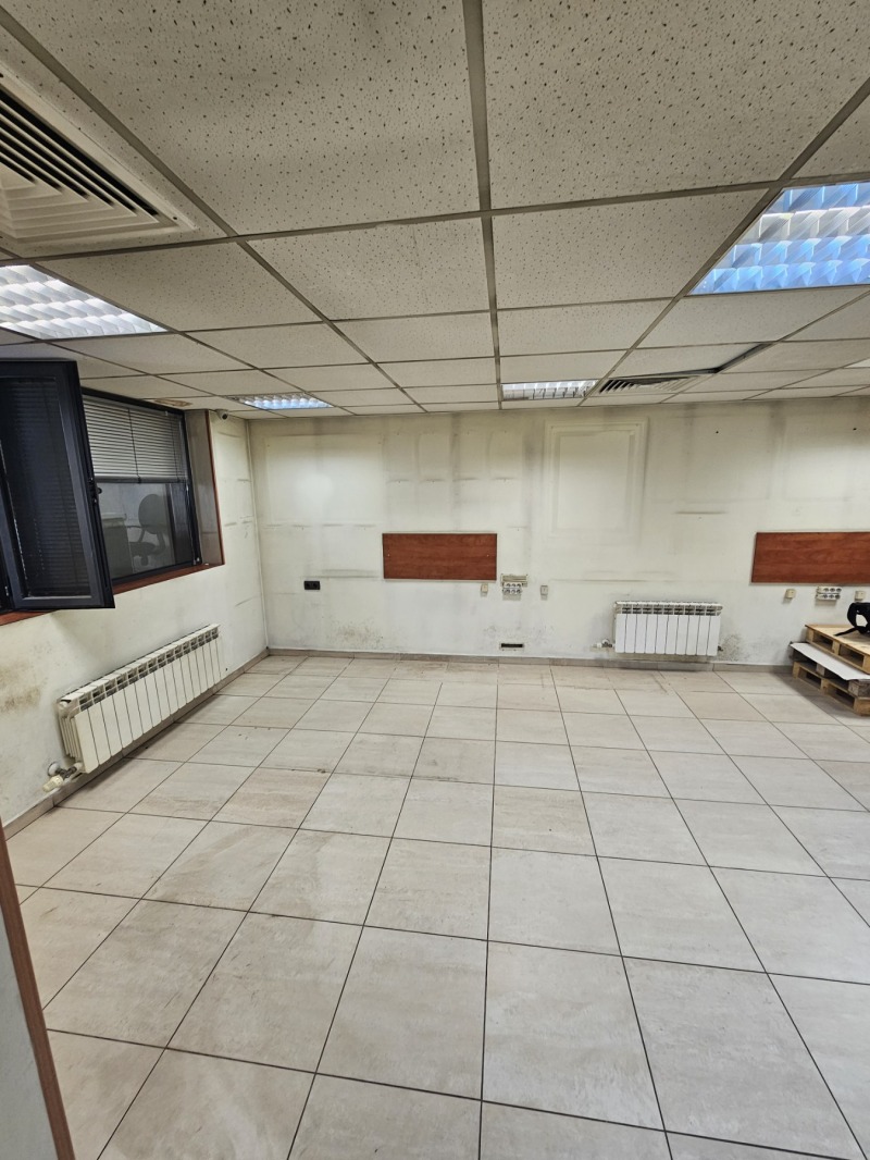 Zu vermieten  Büro Sofia , Oborishte , 200 qm | 93532220 - Bild [12]