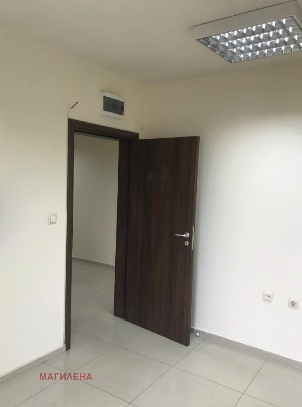 Дава под наем ОФИС, гр. Пловдив, Център, снимка 5 - Офиси - 56315248