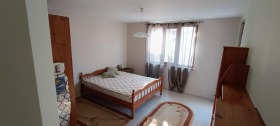 2 slaapkamers Mladezjki Chalm, Plovdiv 6