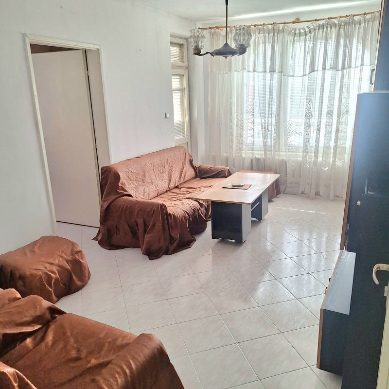 For Rent  3 bedroom Ruse , Tsentar , 84 sq.m | 47007810