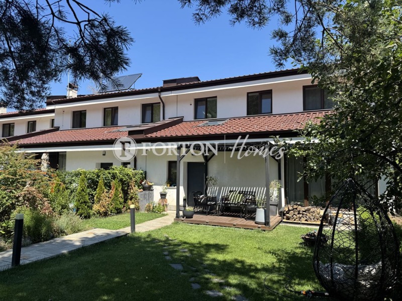 För uthyrning  Hus Sofia , Dragalevci , 240 kvm | 88907945