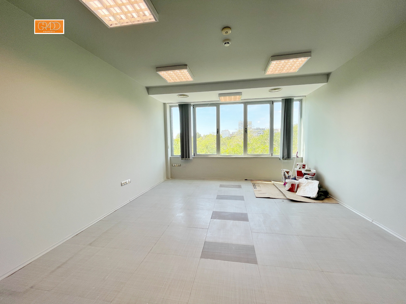 Дава под наем ОФИС, гр. Варна, Младост 1