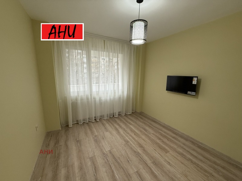 Дава под наем 3-СТАЕН, гр. Пловдив, Център, снимка 6 - Апартаменти - 53376589