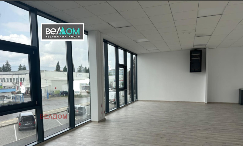 Do wynajęcia  Biuro Warna , Zapadna promiszlena zona , 90 mkw | 50543345 - obraz [8]