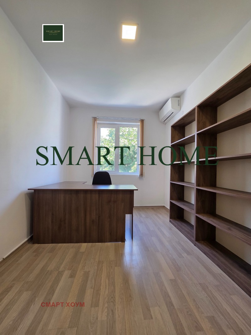 Zu vermieten  Büro Weliko Tarnowo , Zentar , 15 qm | 24692388