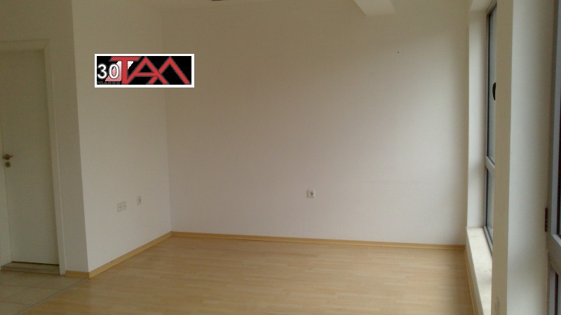 Дава под наем ОФИС, гр. Пловдив, Център, снимка 9 - Офиси - 52557658