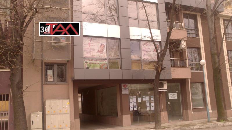 Дава под наем ОФИС, гр. Пловдив, Център, снимка 12 - Офиси - 52557658