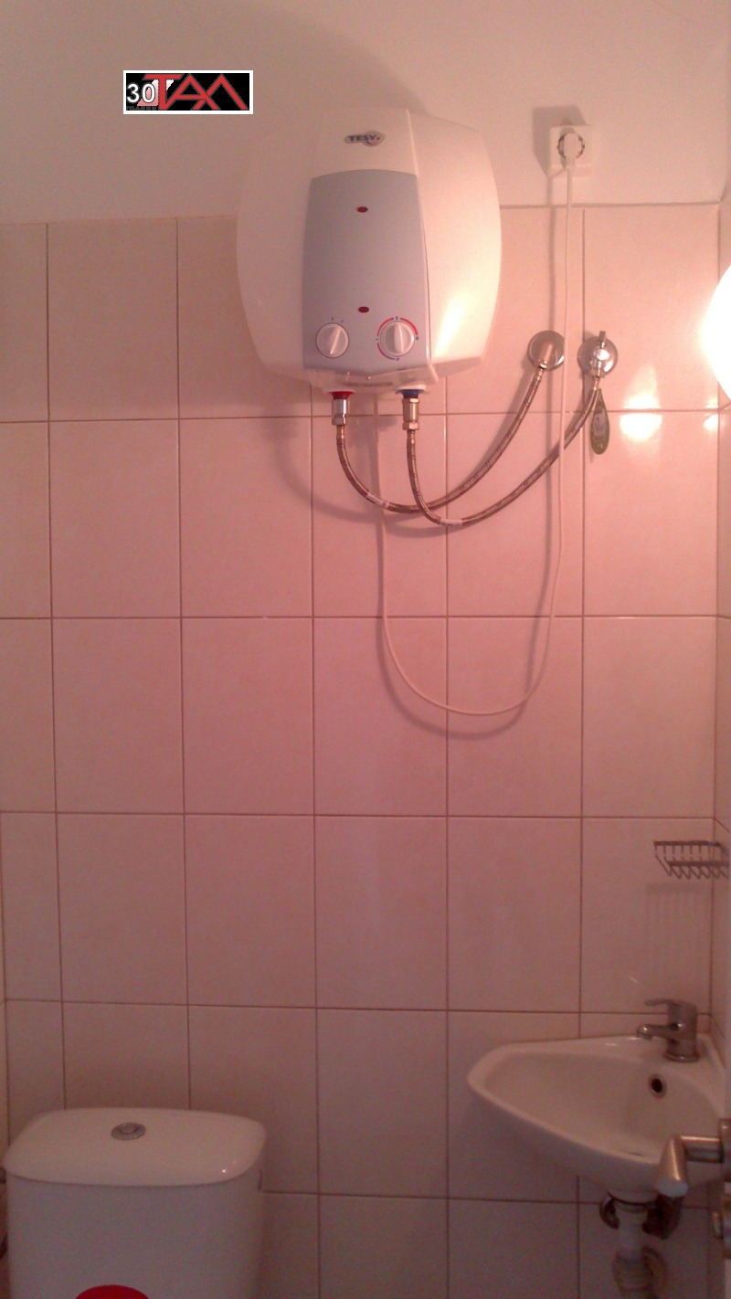 Дава под наем ОФИС, гр. Пловдив, Център, снимка 2 - Офиси - 52557658