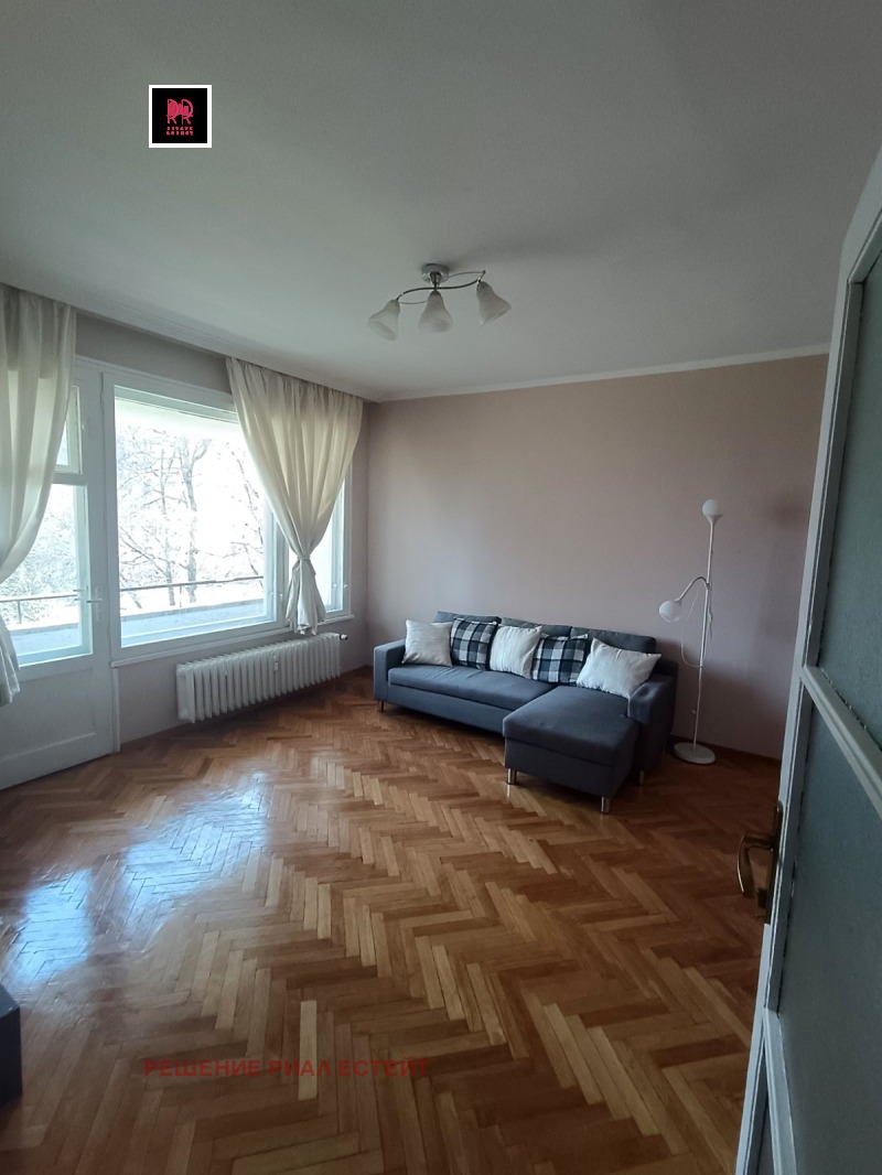 Дава под Наем 2-СТАЕН в град София, Изток - 70 кв.м / 750 € » 1 466.87 лв., РЕШЕНИЕ РИАЛ ЕСТЕЙТ