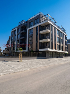 ГАРАЖ, ПАРКОМЯСТО, 13 m2