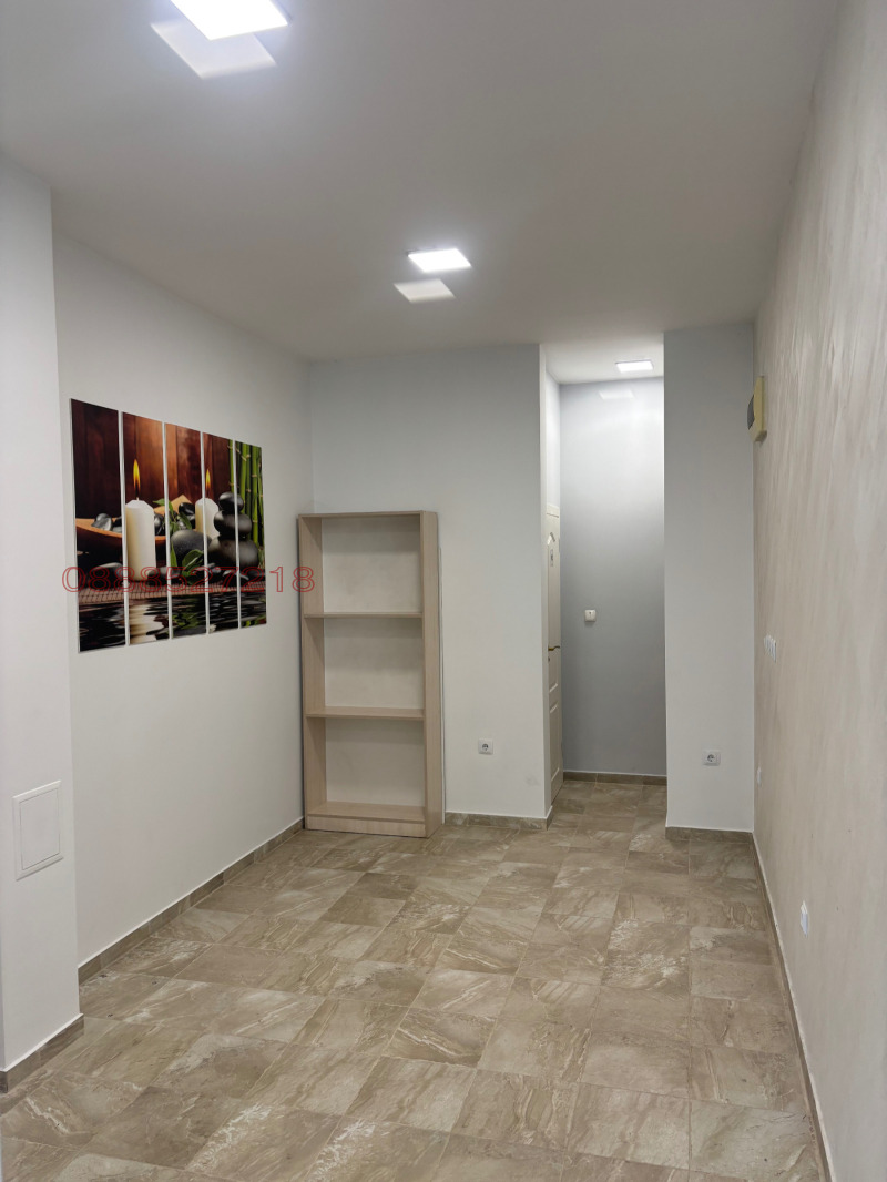 Da affittare  Ufficio Sofia , Nadegda 3 , 33 mq | 87969424 - Immagine [2]