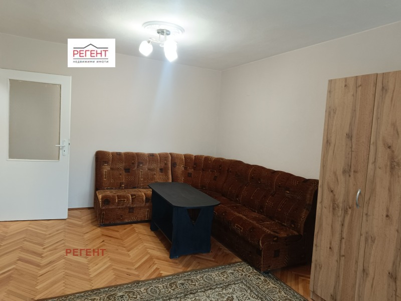 Til leje  Studie Gabrovo , Tsentar , 54 kvm | 79036475 - billede [4]