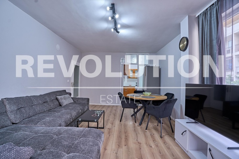 De inchiriat  1 dormitor Plovdiv , Marașa , 65 mp | 74654053