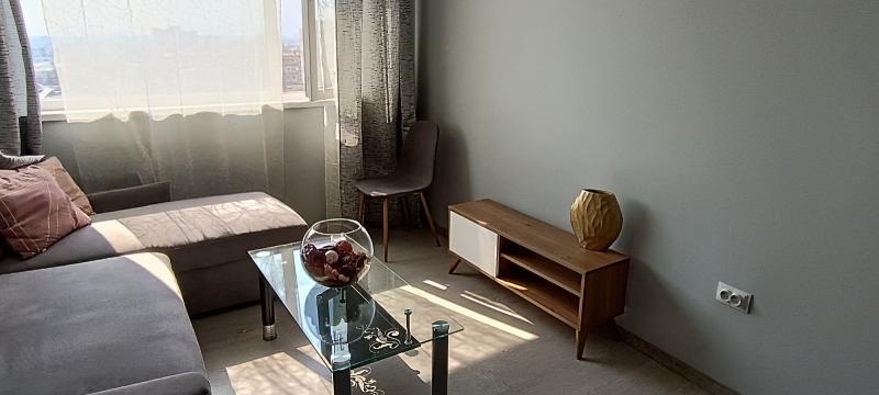 Дава под нем  2-стаен, град София, Банишора •  511 € • ID 70619704 — holmes.bg - [1] 