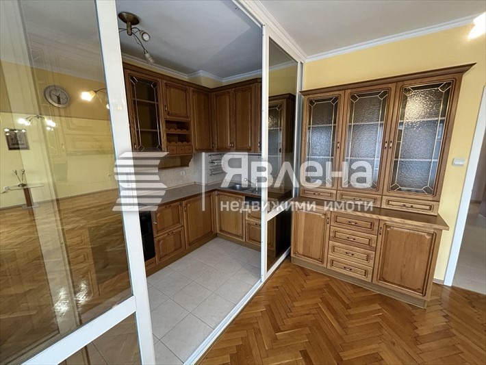 Do wynajęcia  2 sypialnie Sofia , Centar , 120 mkw | 71453335 - obraz [4]