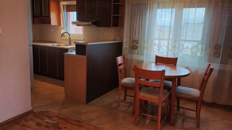 För uthyrning  1 sovrum Plovdiv , Centar , 64 kvm | 53478263 - bild [2]