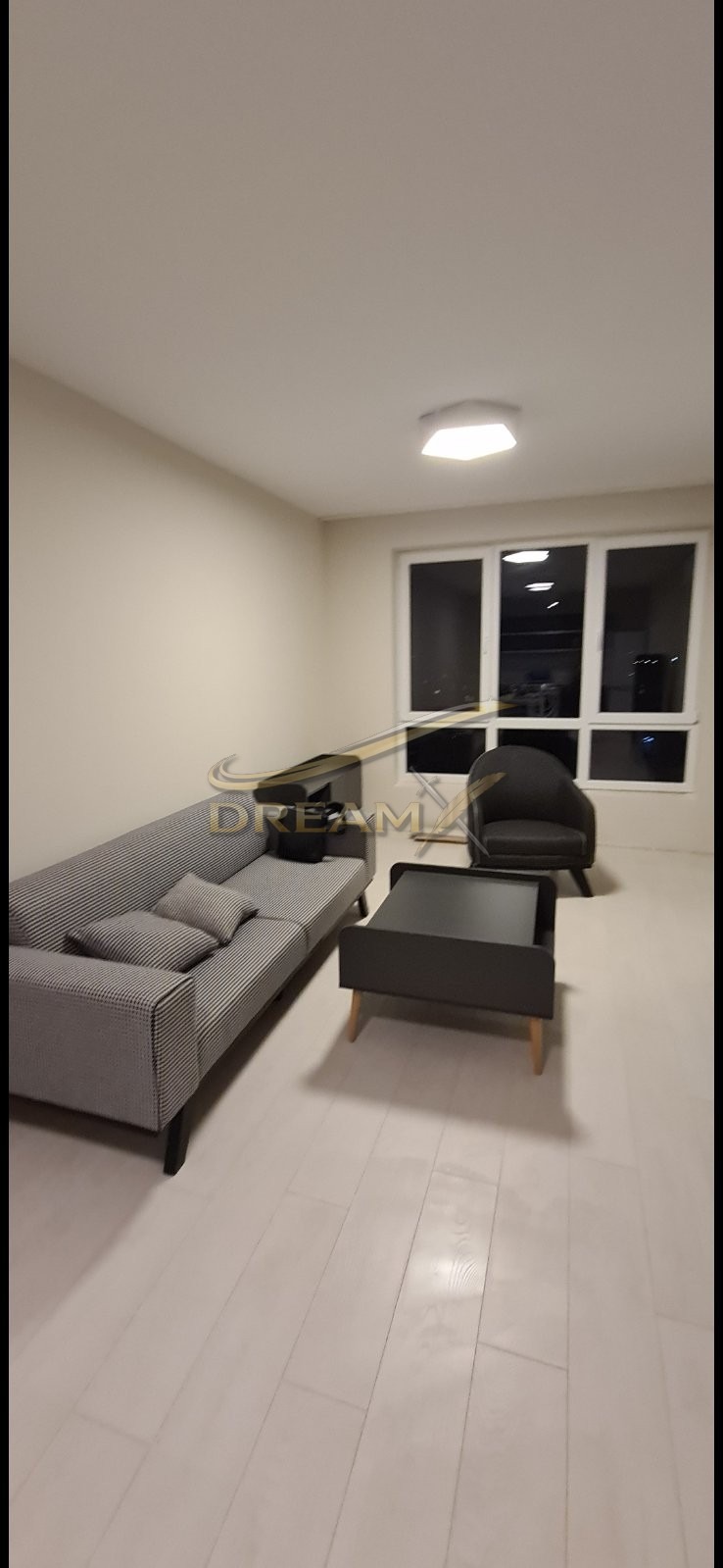 Дава под наем  2-стаен град Пловдив , Тракия , 75 кв.м | 40600416