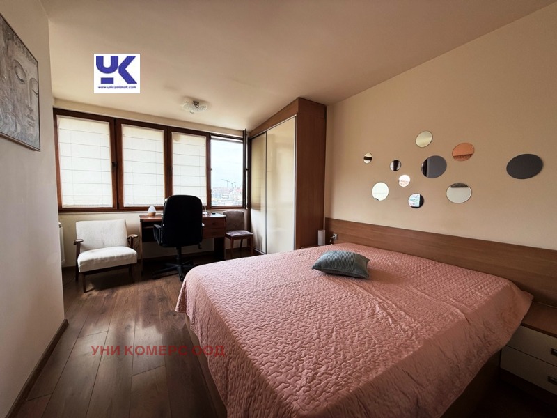 För uthyrning  2 sovrum Sofia , Centar , 88 kvm | 21193447 - bild [8]