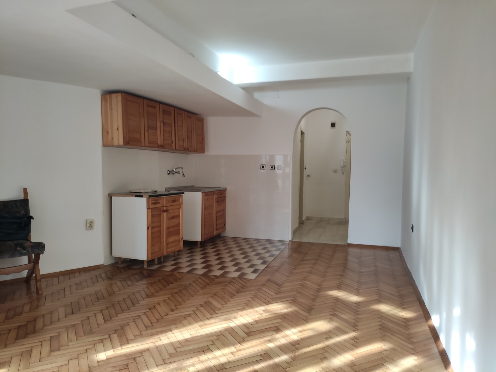 Дава под наем 1-СТАЕН, гр. София, Изток