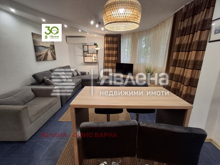 Do wynajęcia  2 sypialnie Warna , Bazar Lewski , 120 mkw | 77860480