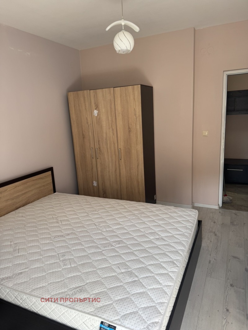 Издаје се  1 спаваћа соба Благоевград , Широк центар , 45 м2 | 78996607 - слика [4]