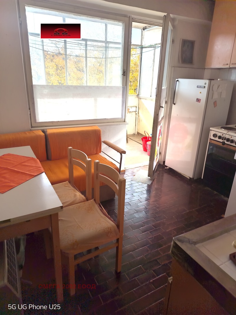 Дава под наем 2-СТАЕН, гр. Русе, Център, снимка 2 - Апартаменти - 52154893