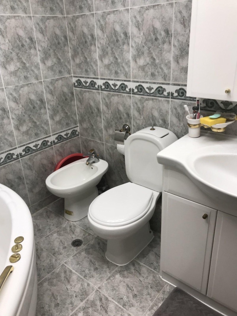 Дава под наем  2 slaapkamers Plovdiv , Tsentar , 100 кв.м | 24396104 - изображение [8]