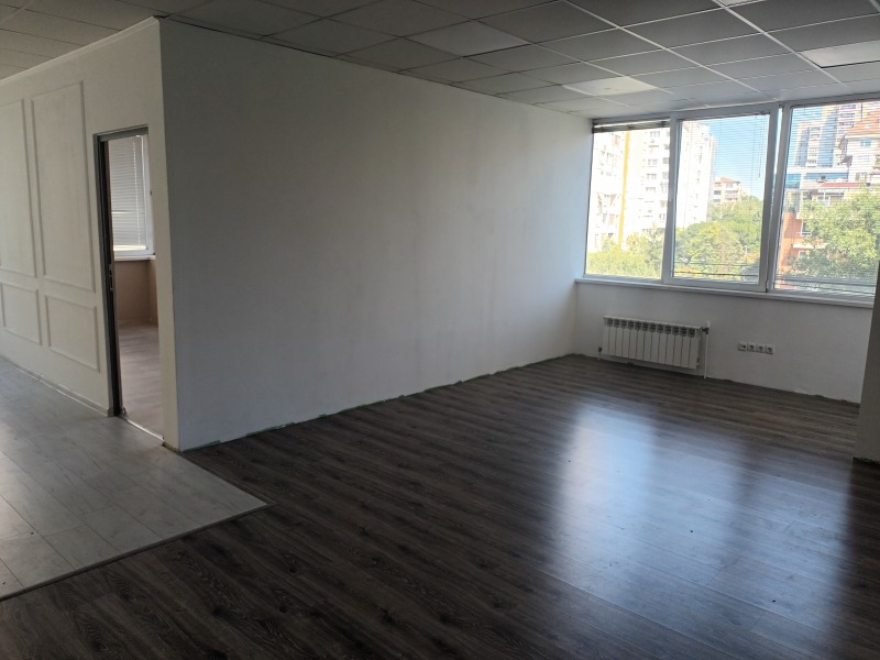 K pronájmu  Kancelář Sofia , Chipodruma , 113 m2 | 67236807 - obraz [2]