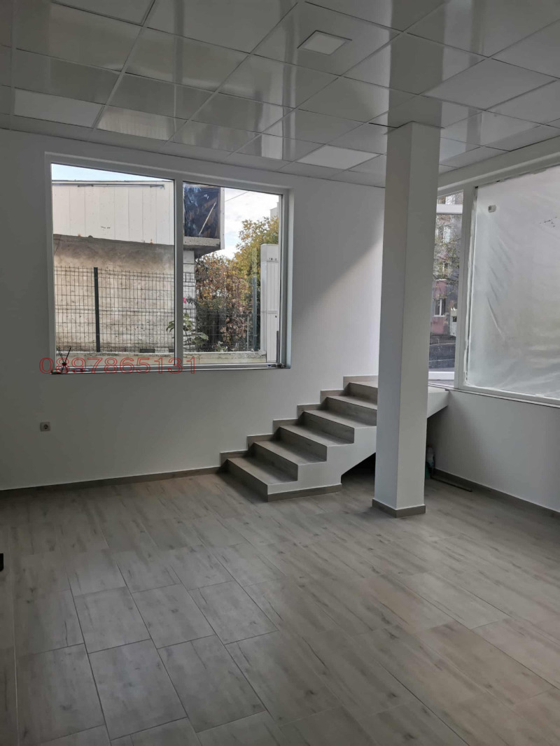 Дава под наем МАГАЗИН, гр. Благоевград, Струмско, снимка 3 - Магазини - 52782761