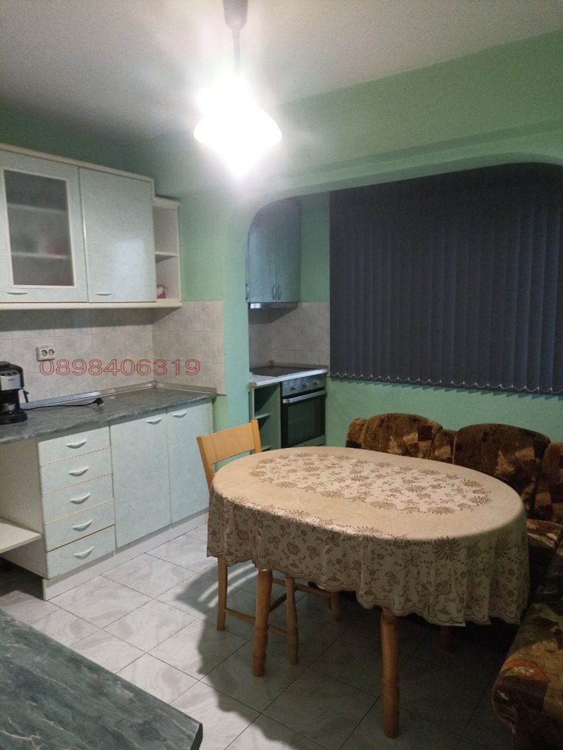 Дава под наем 3-СТАЕН, гр. Сливен, Дружба, снимка 8 - Апартаменти - 52783698