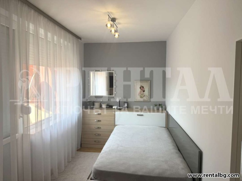 Дава под наем МНОГОСТАЕН, гр. Пловдив, Център, снимка 8 - Апартаменти - 53520527