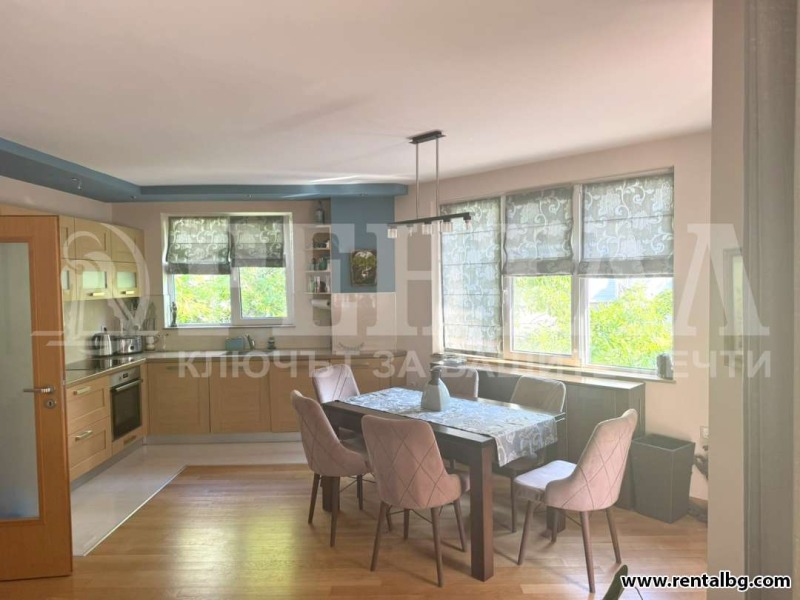 Дава под наем МНОГОСТАЕН, гр. Пловдив, Център, снимка 3 - Апартаменти - 53520527