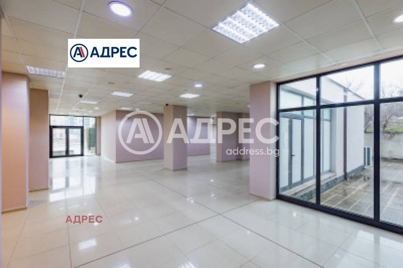 Дава под наем МАГАЗИН, гр. Варна, Кайсиева градина, снимка 4 - Магазини - 53234489